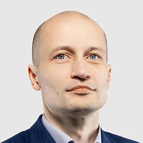 Виктор Колюжняк